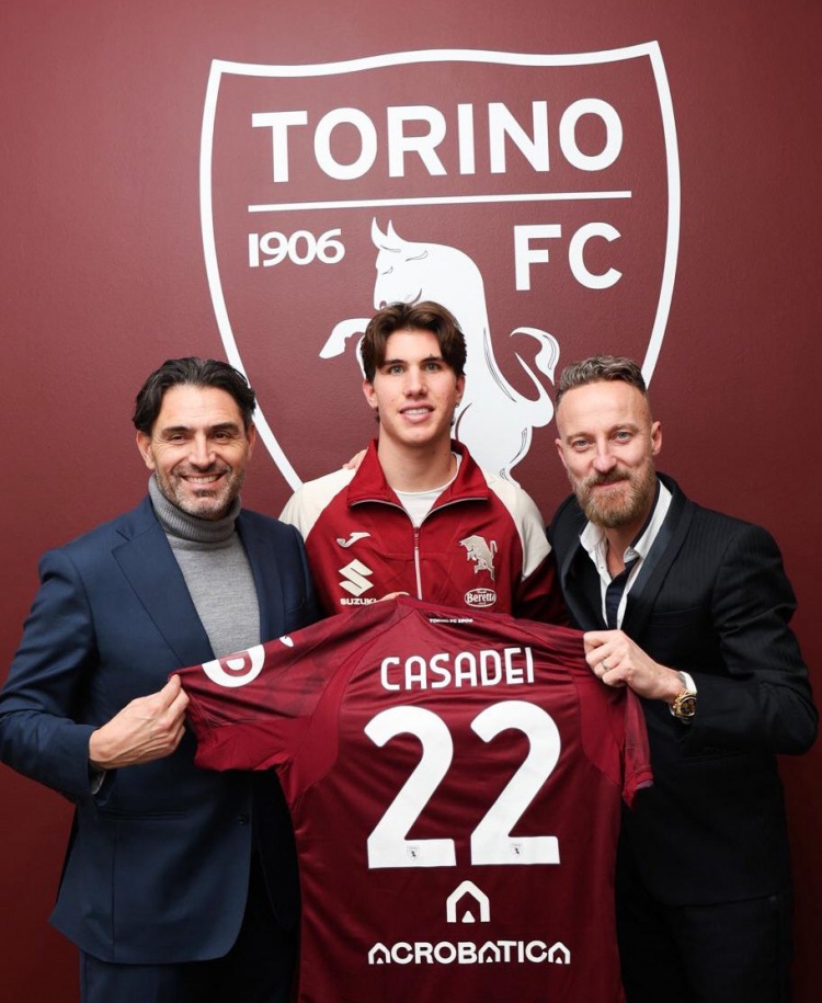  卡萨迪：我离开国米前都灵就对我感兴趣，喜欢巴尔韦德的比赛风格