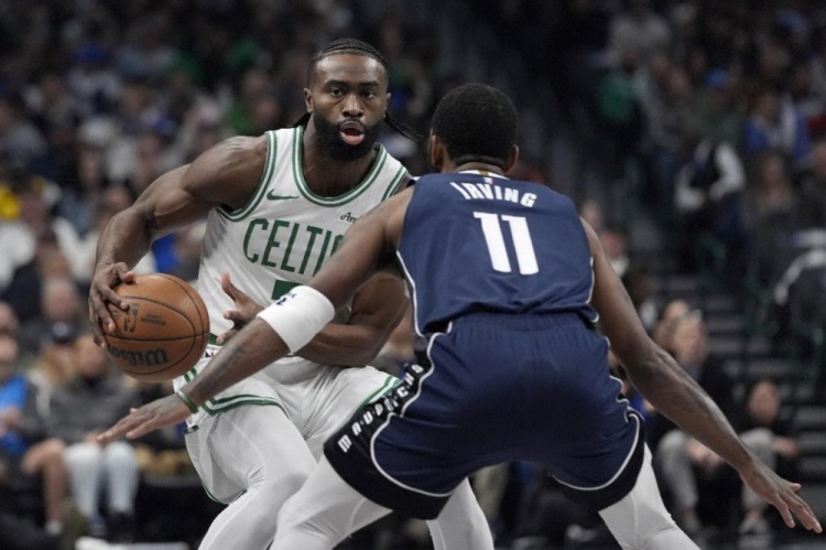  周四竞彩篮球强档：独行侠东征遇冷 快船状态不佳