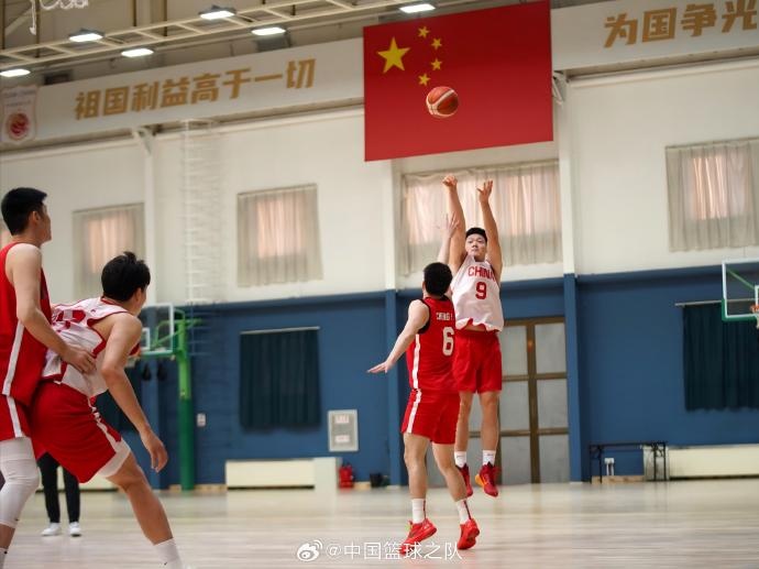  对抗训练继续！中国男篮最新训练图集新鲜出炉