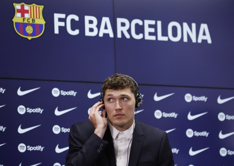  每体：一家德甲俱乐部关窗前报价克里斯滕森，未达到巴萨要价