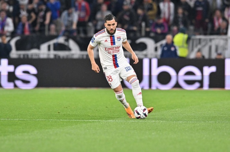  队报：切尔基曾向里昂发律师函要其接受多特报价 自动续约9月生效