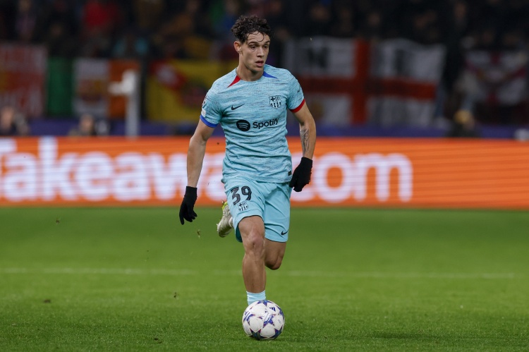  每体：瓦伦西亚冬窗尝试租借巴萨后卫福特，球员夏窗才会考虑离队