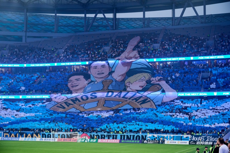  热身赛大连英博4-2青岛海牛，大连方面马莱莱等4外援首发出战