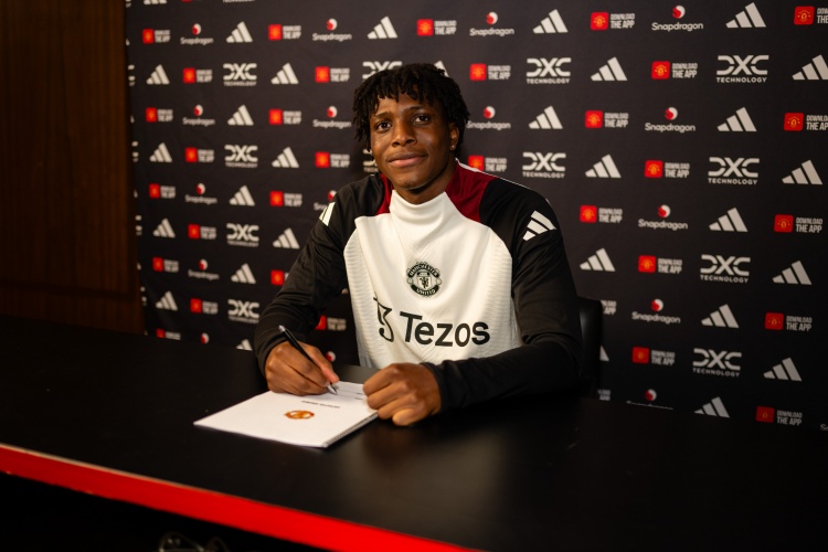  阿莫林：多古能胜任两条边路，他的特质契合羞羞视频免费看网站在线观看的比赛风格